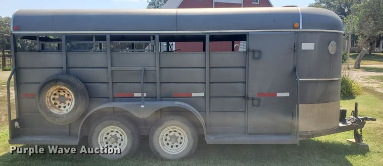 image for item JM9632 2002 WW  livestock trailer