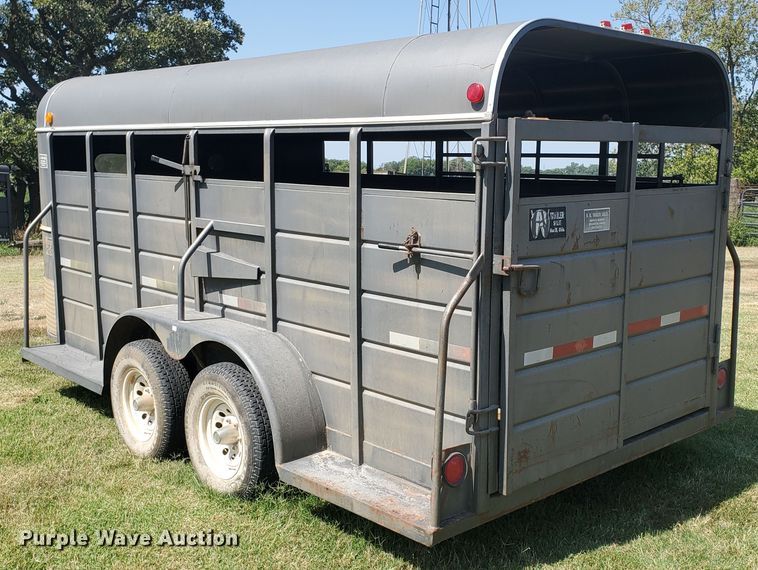 image for item JM9632 2002 WW  livestock trailer