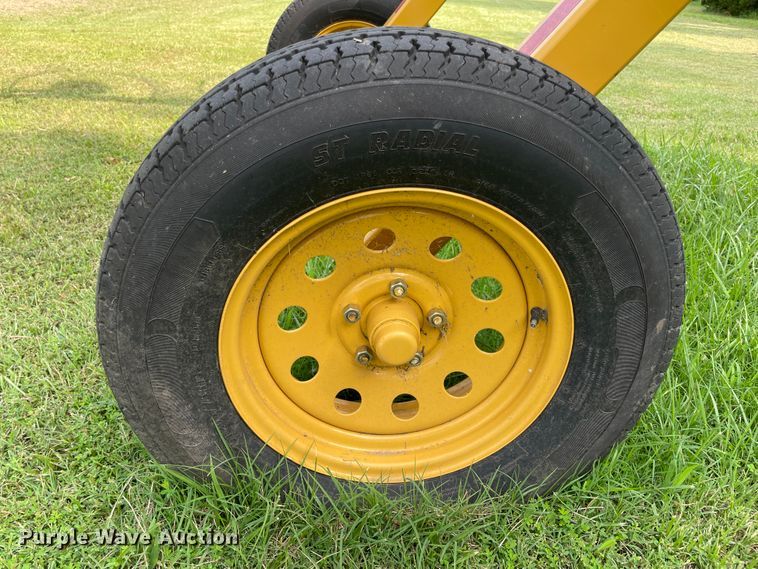 image for item KK9595 Vermeer VR1022  hay rake