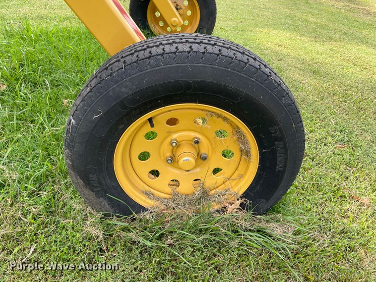 image for item KK9595 Vermeer VR1022  hay rake