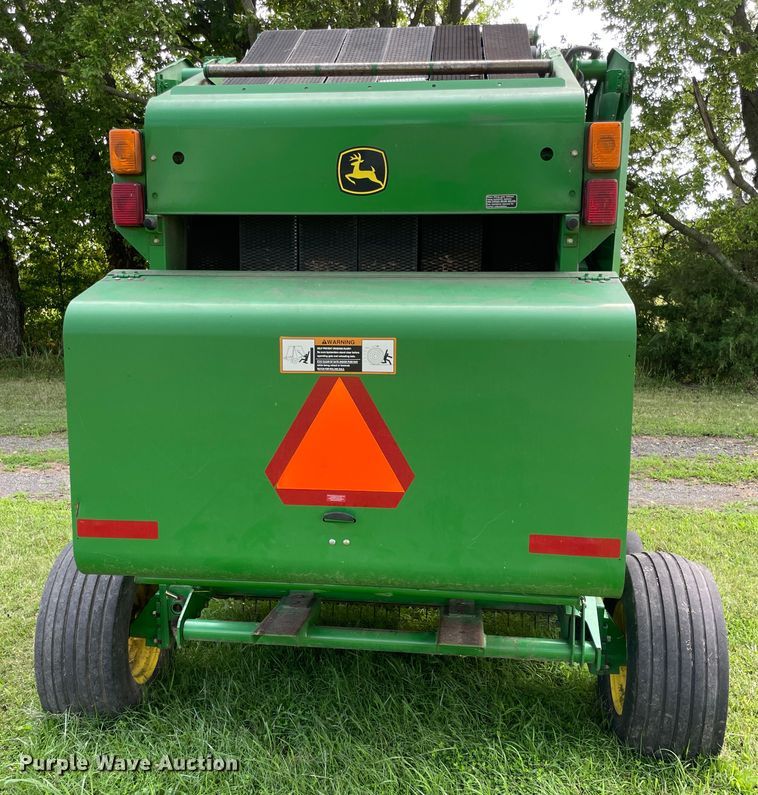 image for item KK9596 2005 John Deere 457  round baler
