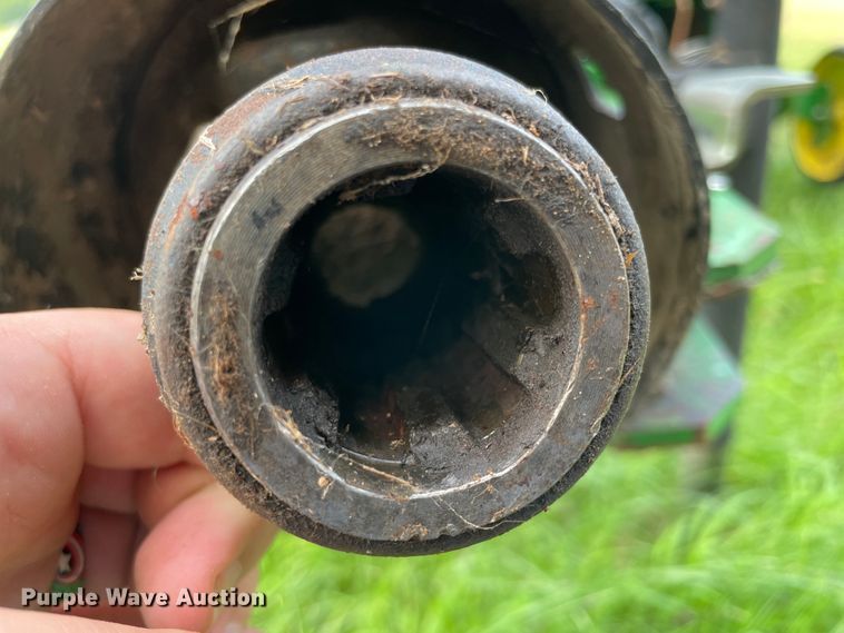 image for item KK9596 2005 John Deere 457  round baler