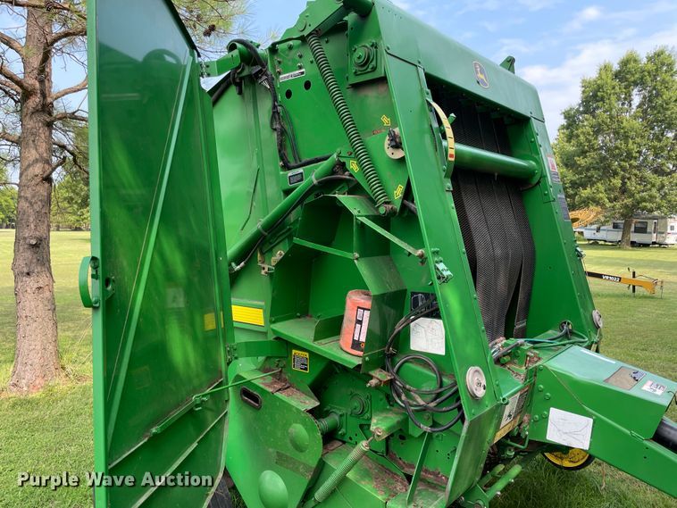 image for item KK9596 2005 John Deere 457  round baler