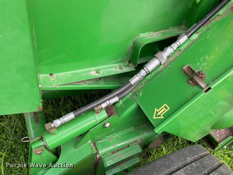 image for item KK9596 2005 John Deere 457  round baler
