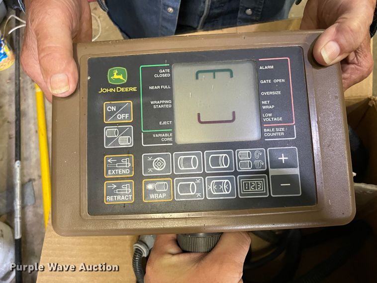 image for item KK9596 2005 John Deere 457  round baler