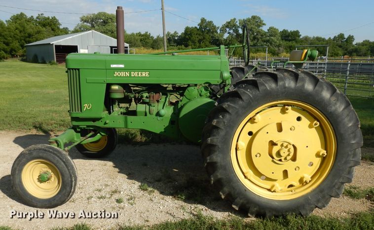 image for item KU9533 1953 John Deere 70  tractor