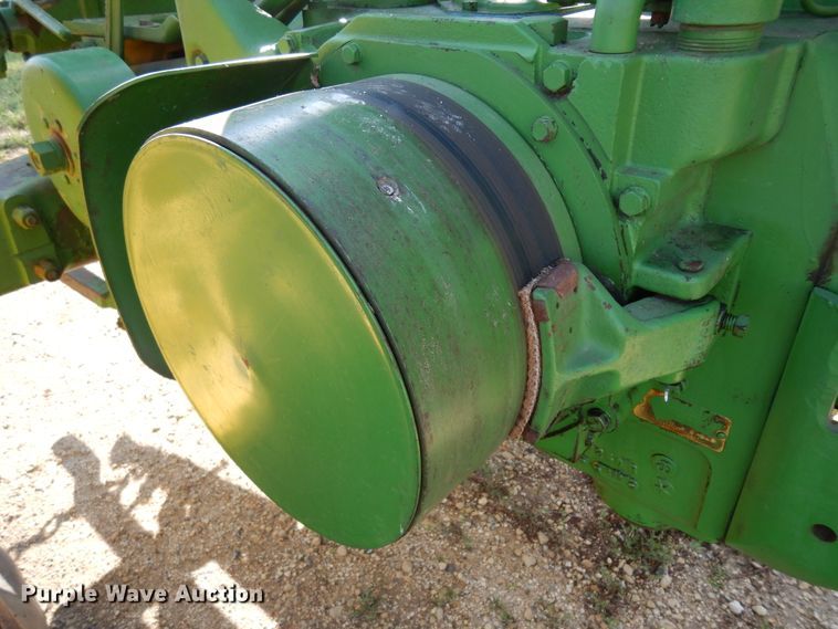 image for item KU9533 1953 John Deere 70  tractor