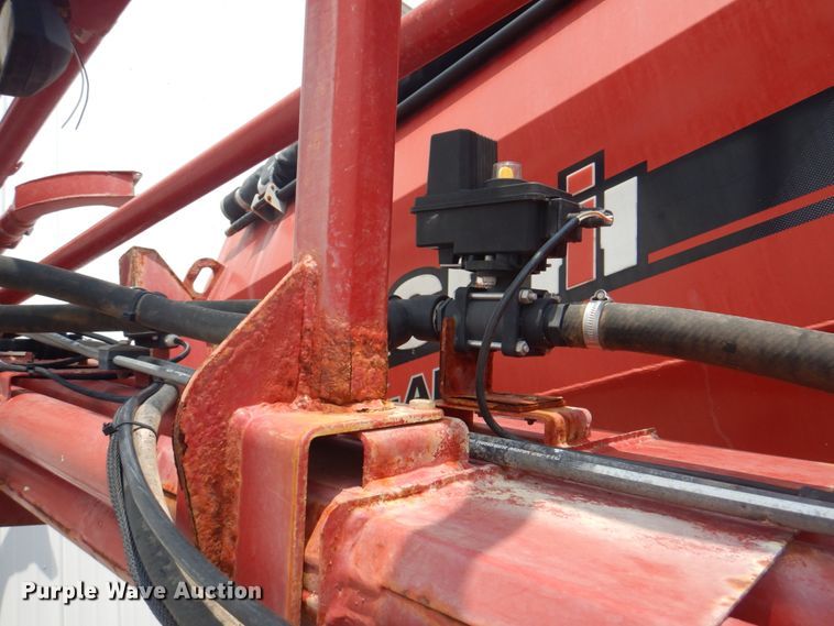 image for item KW9948 Case IH 810  dry fertilizer spreader bed