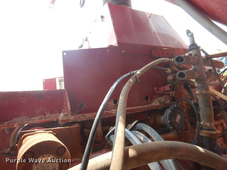 image for item KW9948 Case IH 810  dry fertilizer spreader bed