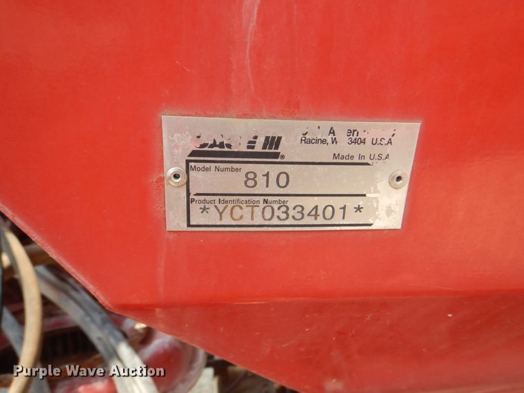 image for item KW9948 Case IH 810  dry fertilizer spreader bed