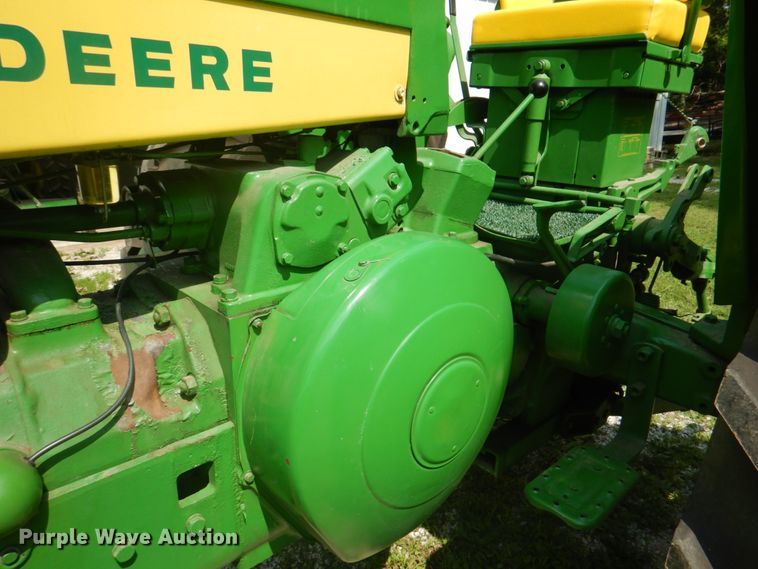 image for item KW9974 1958 John Deere 630  tractor