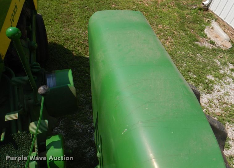 image for item KW9974 1958 John Deere 630  tractor