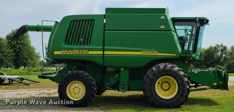 image for item L1297 2004 John Deere 9660 STS  RWA combine