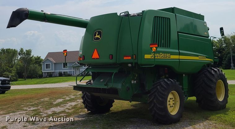 image for item L1297 2004 John Deere 9660 STS  RWA combine