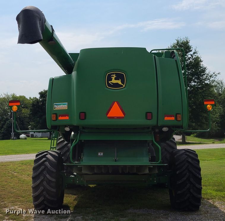 image for item L1297 2004 John Deere 9660 STS  RWA combine