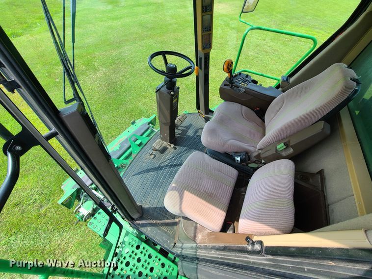 image for item L1297 2004 John Deere 9660 STS  RWA combine