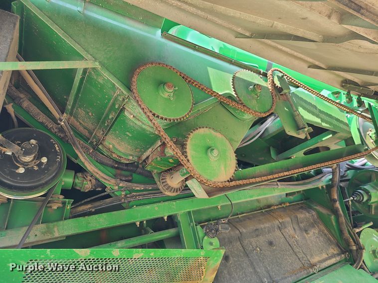 image for item L1297 2004 John Deere 9660 STS  RWA combine