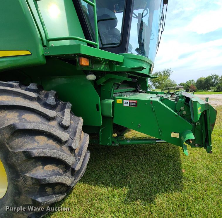 image for item L1297 2004 John Deere 9660 STS  RWA combine