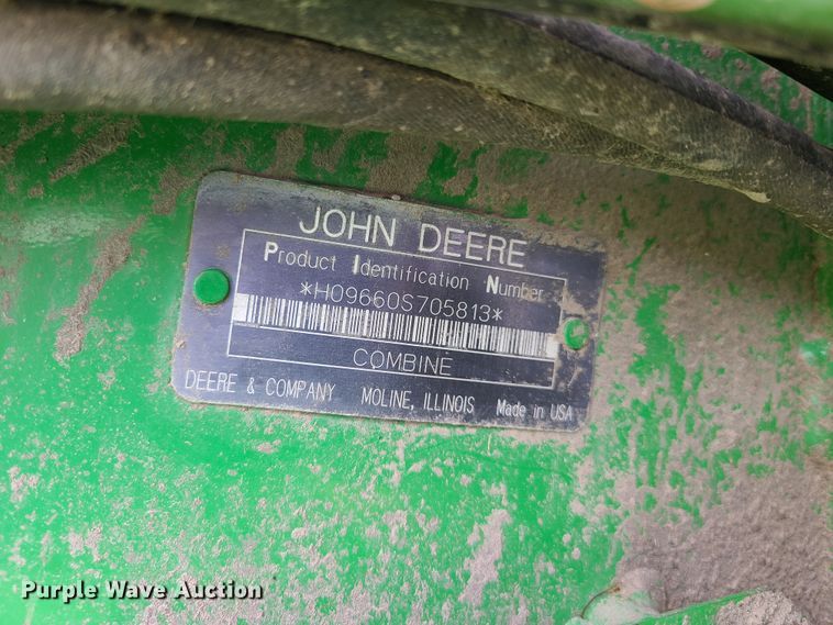 image for item L1297 2004 John Deere 9660 STS  RWA combine