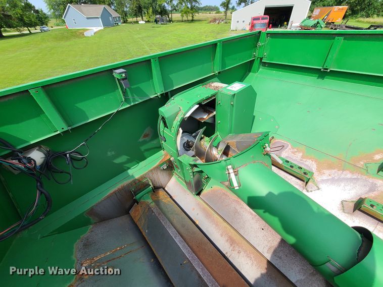 image for item L1297 2004 John Deere 9660 STS  RWA combine