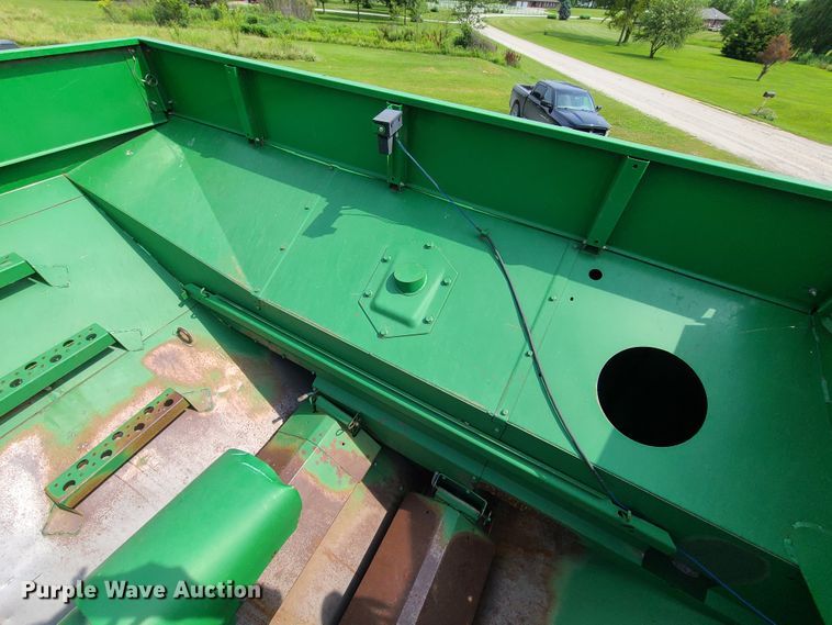 image for item L1297 2004 John Deere 9660 STS  RWA combine