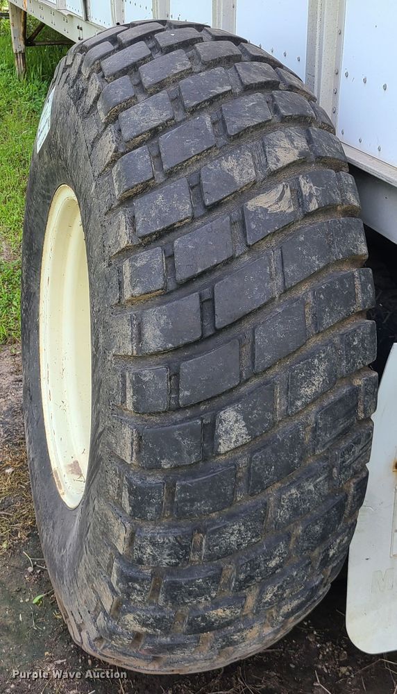 image for item L1298 Armstrong  18.4-26 tire and wheel