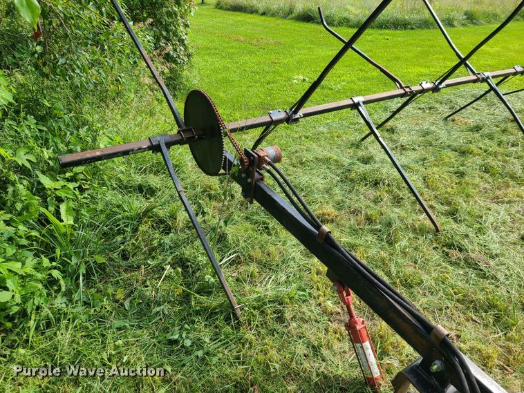 image for item L1303 21'W corn pickup reel