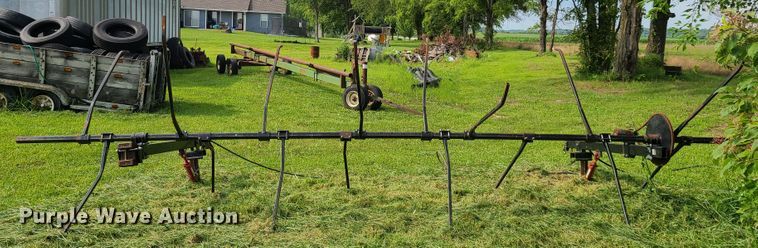 image for item L1303 21'W corn pickup reel