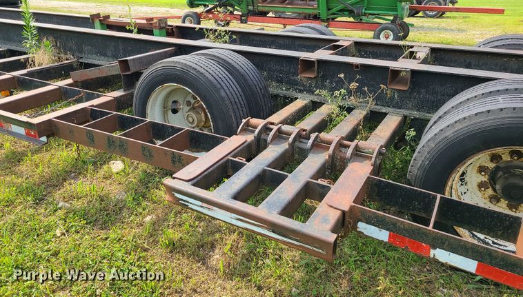 image for item L1305 1991 Bison  combine trailer