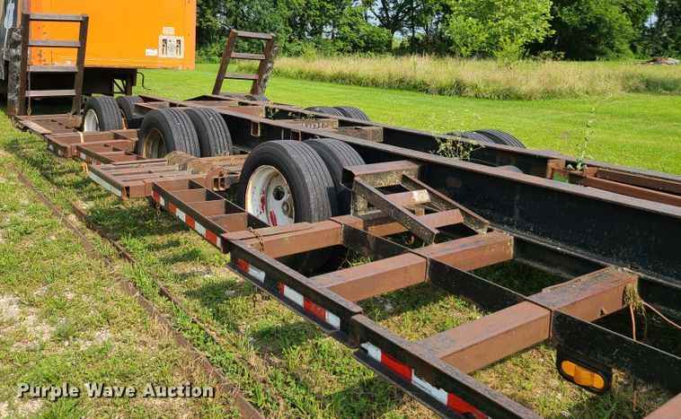 image for item L1305 1991 Bison  combine trailer