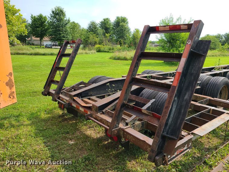 image for item L1305 1991 Bison  combine trailer
