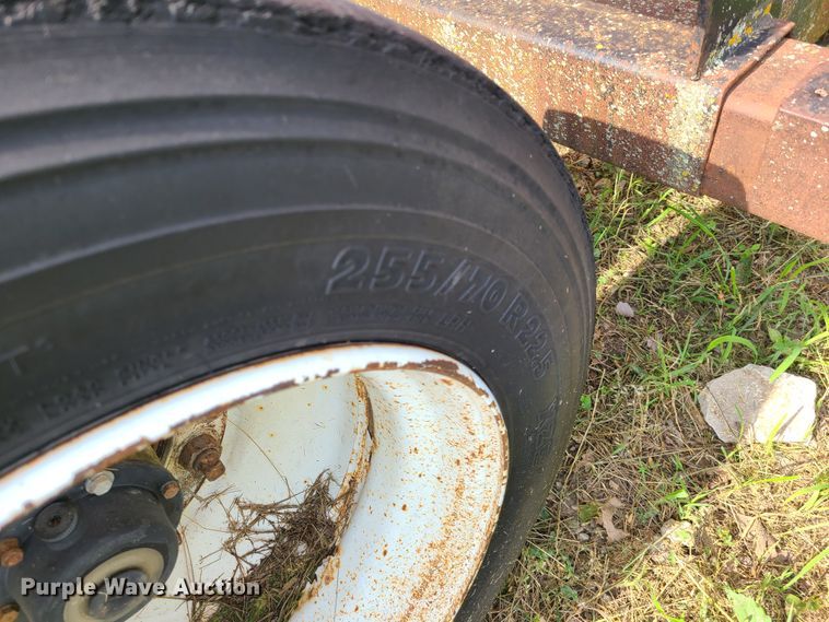image for item L1305 1991 Bison  combine trailer