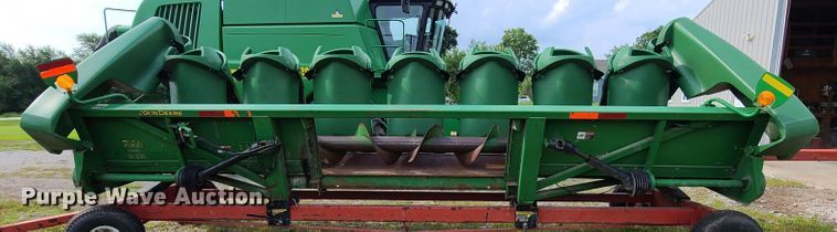 image for item L1306 John Deere 893  corn head