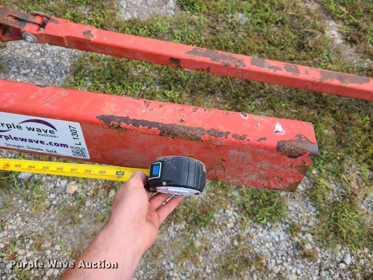 image for item L1307 Unverferth HT30  header trailer