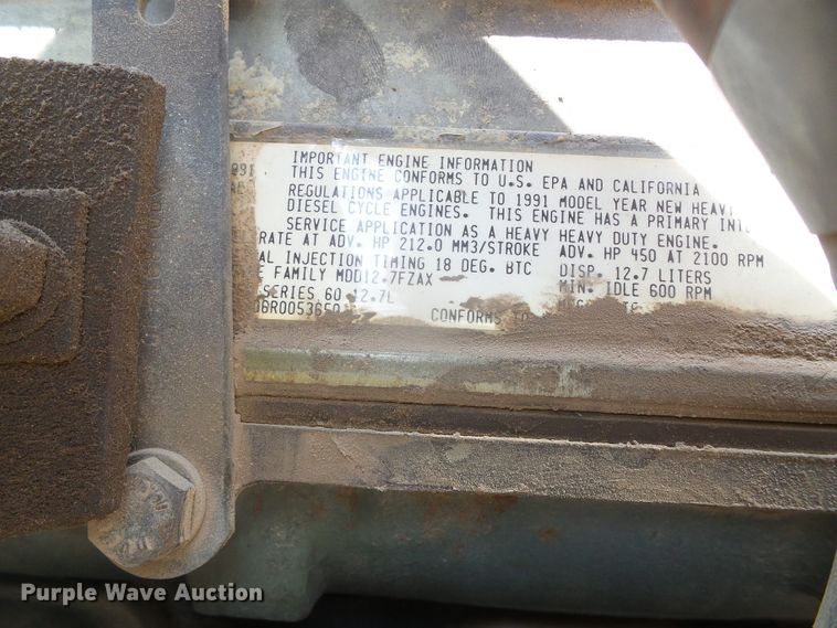 image for item DI5675 1992 Peterbilt 379  tow truck