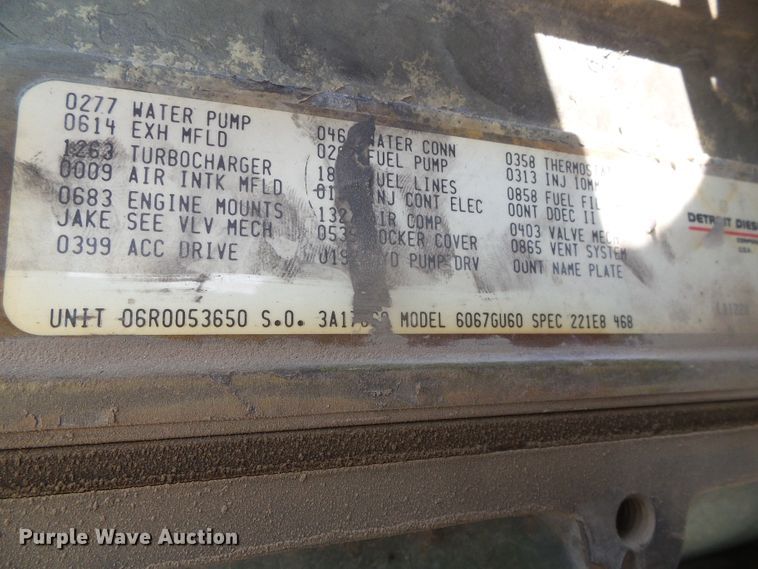 image for item DI5675 1992 Peterbilt 379  tow truck