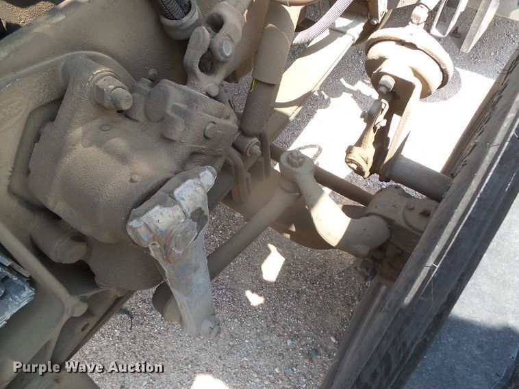 image for item DI5675 1992 Peterbilt 379  tow truck