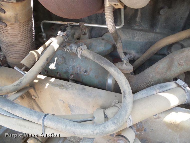 image for item DI5675 1992 Peterbilt 379  tow truck