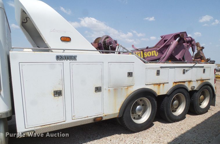 image for item DI5675 1992 Peterbilt 379  tow truck