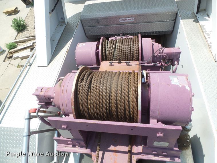 image for item DI5675 1992 Peterbilt 379  tow truck