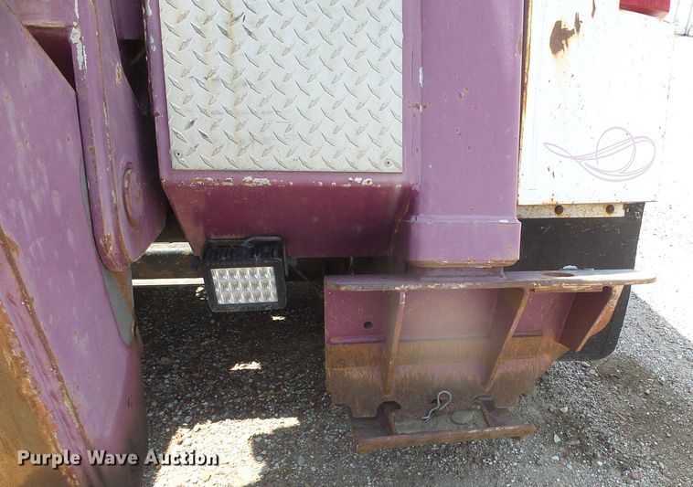 image for item DI5675 1992 Peterbilt 379  tow truck