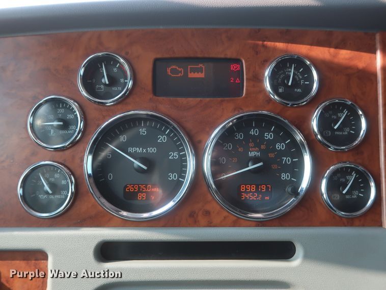 image for item DJ1941 2009 Peterbilt 388  semi truck