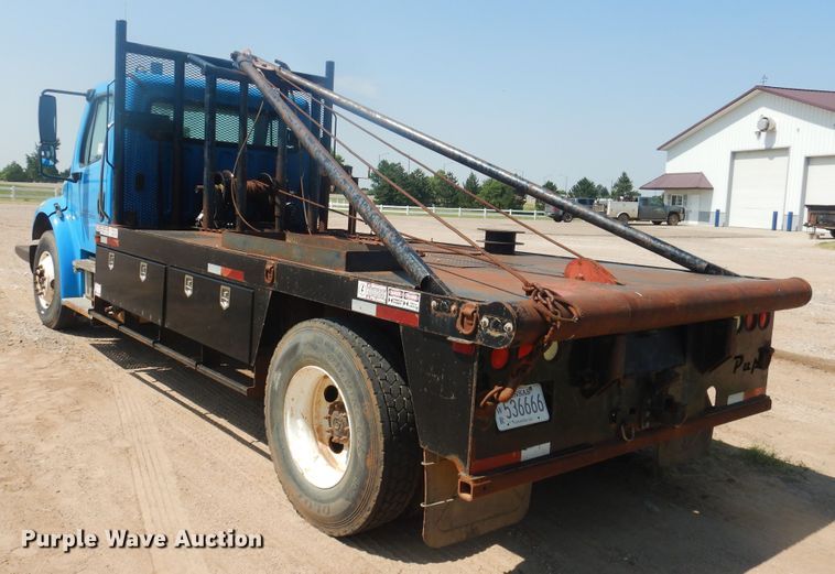 image for item DK8009 2005 Freightliner Business Class M2  winch truck