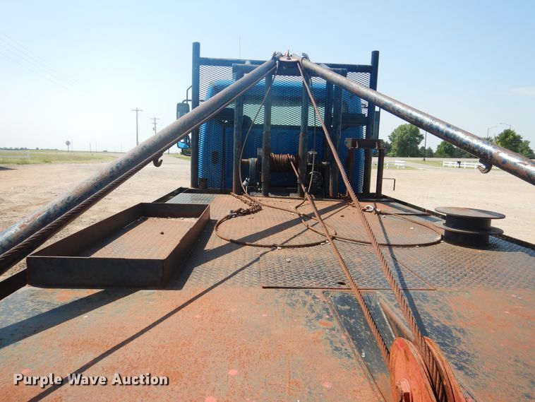 image for item DK8009 2005 Freightliner Business Class M2  winch truck