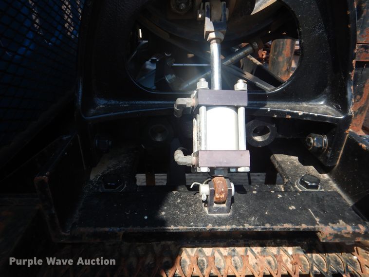 image for item DK8009 2005 Freightliner Business Class M2  winch truck