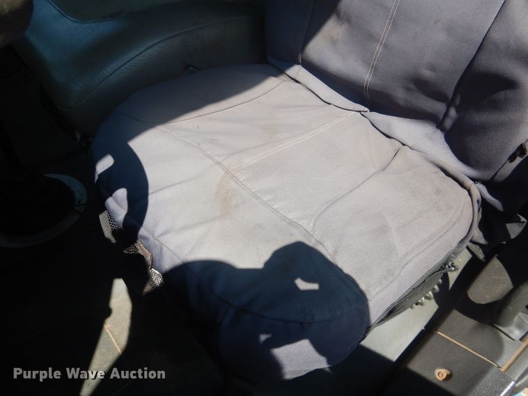 image for item DK8009 2005 Freightliner Business Class M2  winch truck