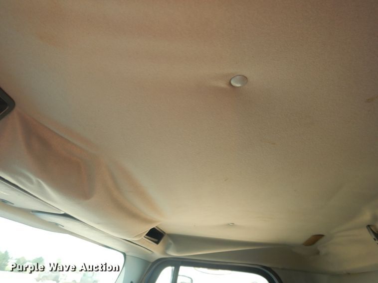 image for item DK8009 2005 Freightliner Business Class M2  winch truck