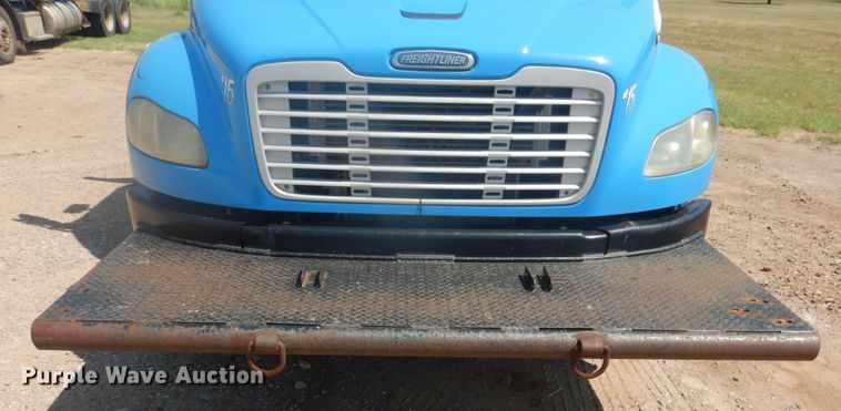 image for item DK8009 2005 Freightliner Business Class M2  winch truck