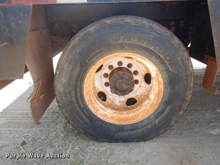 image for item DK8009 2005 Freightliner Business Class M2  winch truck