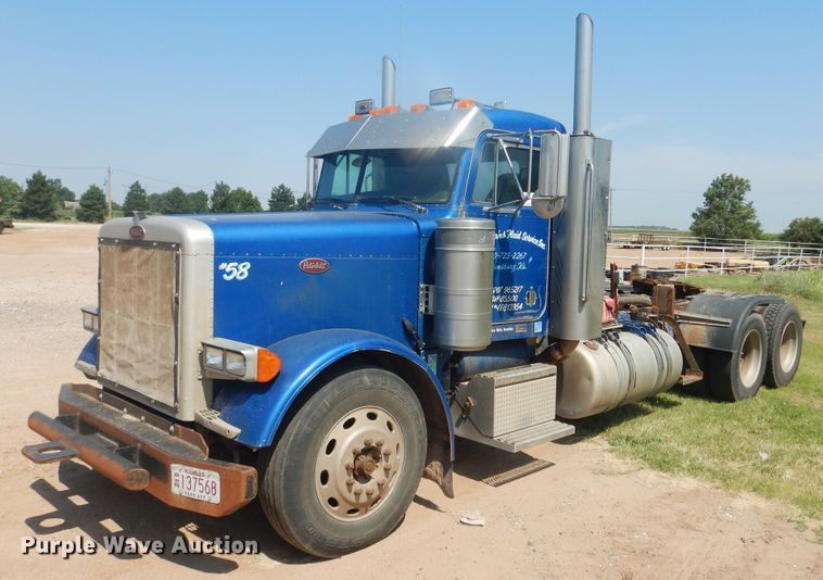 image for item DK8010 2004 Peterbilt 379  semi truck